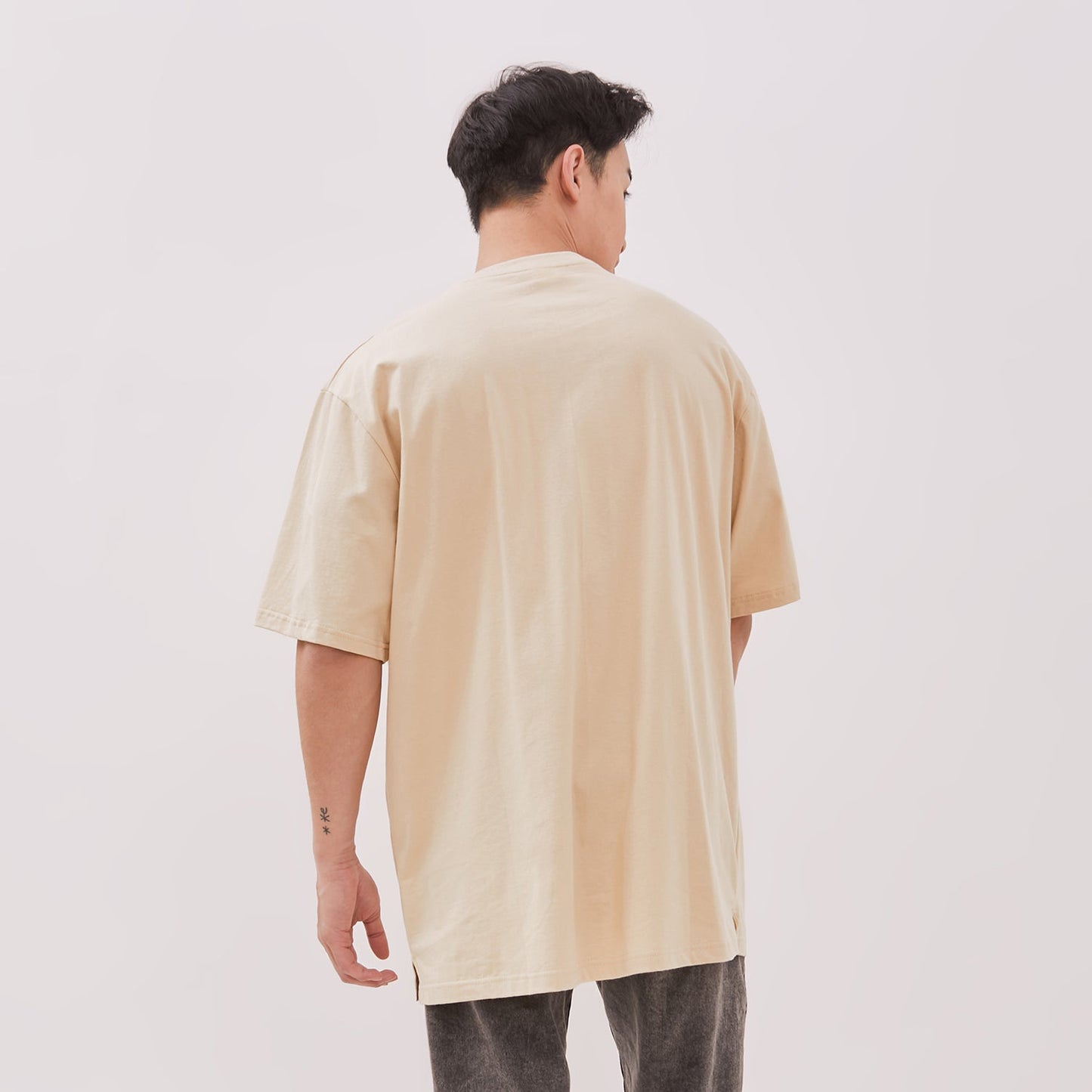 Oversized Comfort Creamy Beige